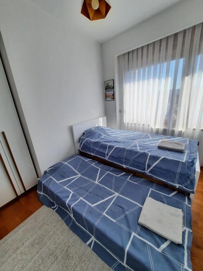 Luxury Sky View Apartment Pristina Eksteriør bilde