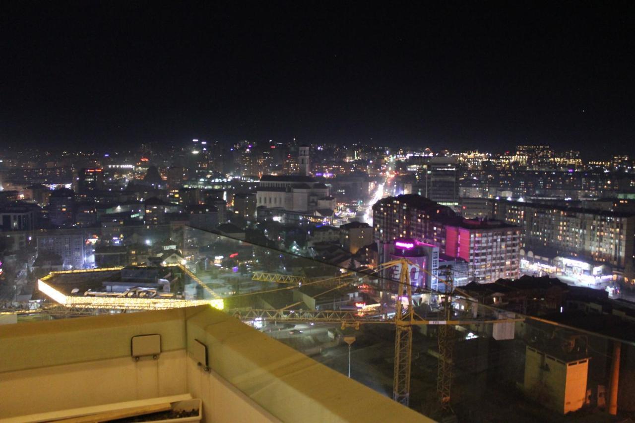 Luxury Sky View Apartment Pristina Eksteriør bilde
